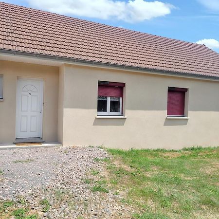 Maison Chaleureuse A Sully Avec Vue Sur La Montagne Exterior foto